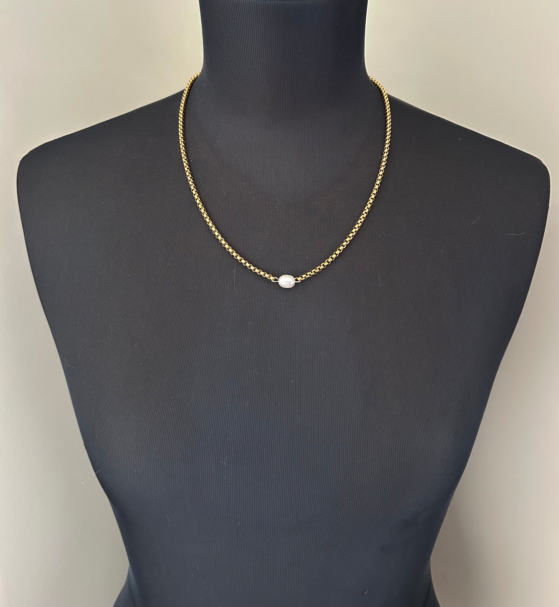 Luxe Pearl chain ( Gold White )
