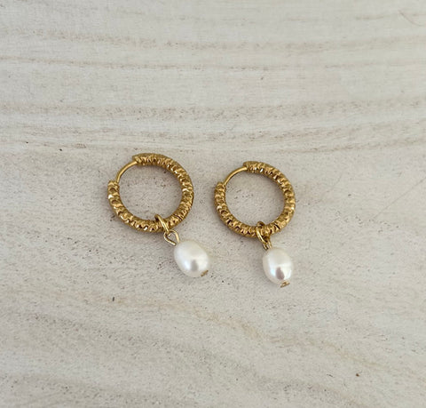 Luxe Pearl Hoops ( Gold White )