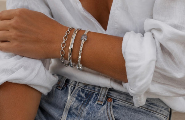 Bar Bracelet ( Crystal Blue )